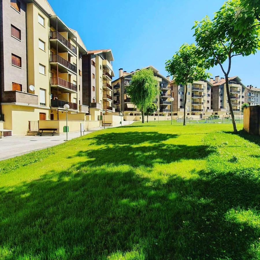 Apartamento Naturaleza 2000 4º Jaca Luaran gambar